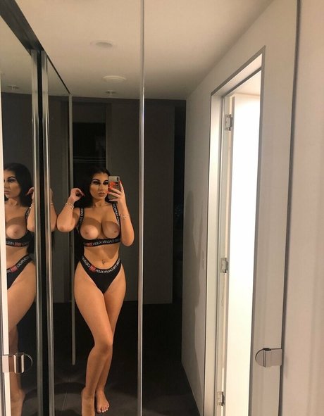 hairy milf onlyfans sexy photos