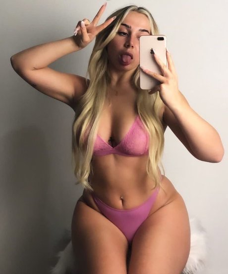 krippymami top star photo