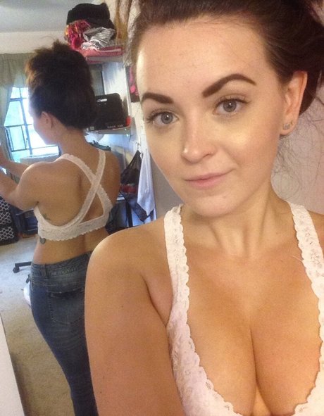 Karby Karbut erotic star picture