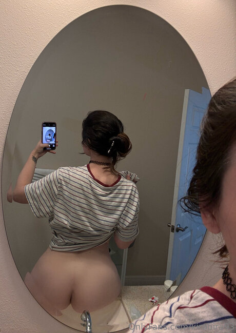 Kirabira93 beautiful pornstar pictures