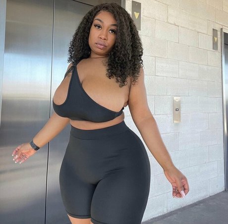 brittney tonee exclusive star photos