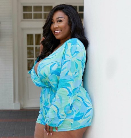 brittney tonee pretty model pictures