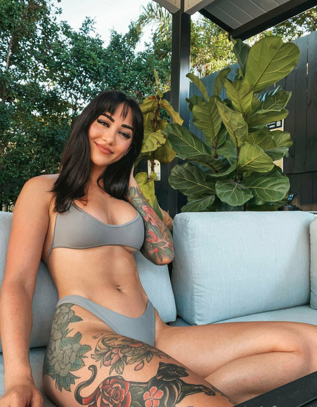 cfcourt pornstar nudes picture