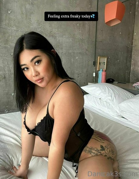 DaniCak3s pornstar pictures