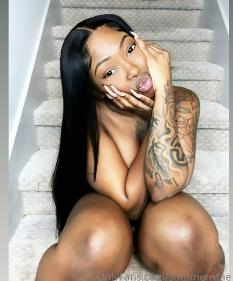 Summerntae hot pornstar picture