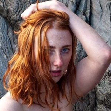 somethingaboutolive hd actress picture