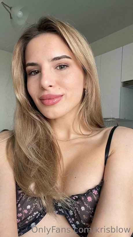 Kris Blow star exclusive photos