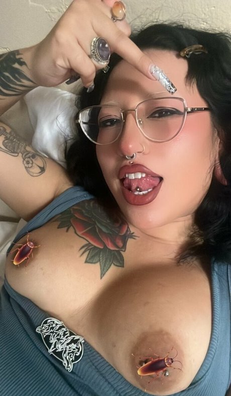 Damnitselin Profile pic