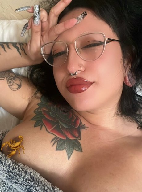 Damnitselin sexy star pics