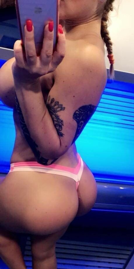 cuckquean onlyfans nude image