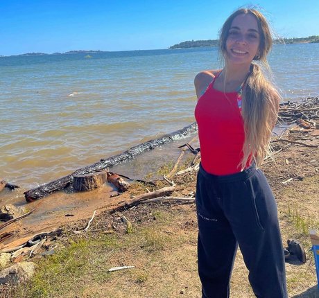 Jess DiTirro hot star photo