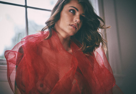 Sylina Ruiz hd actress picture