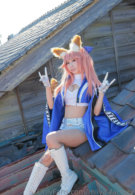 _miiya factory top actress images