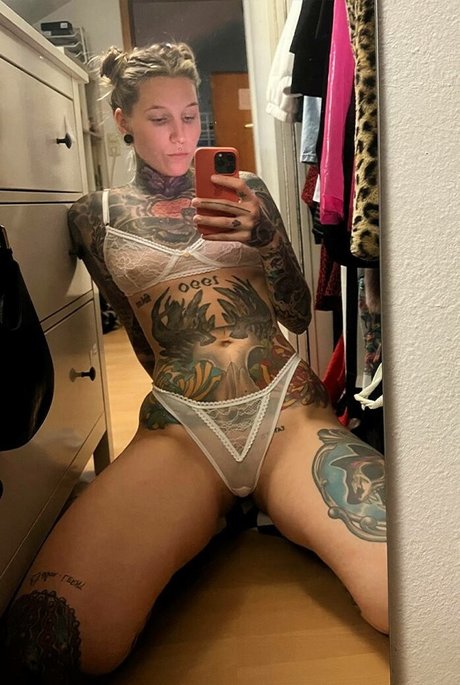 Lisa Rocketcock pornstar adult img