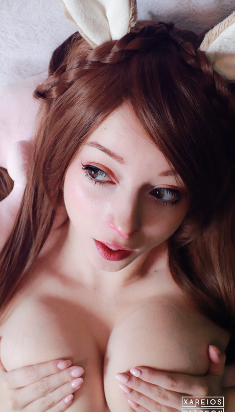 xAreios porn model picture