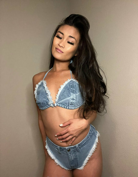 sunshinesinababy hot actress picture