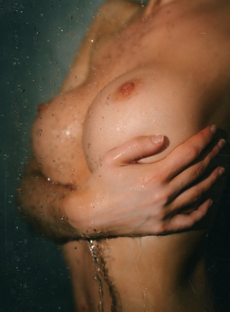 Taaywwaaa exclusive actress picture