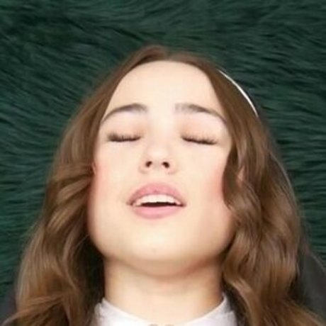 Beg4itbaby nude star photos