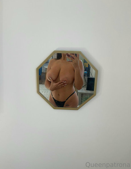 Queen Patrona nice model photos