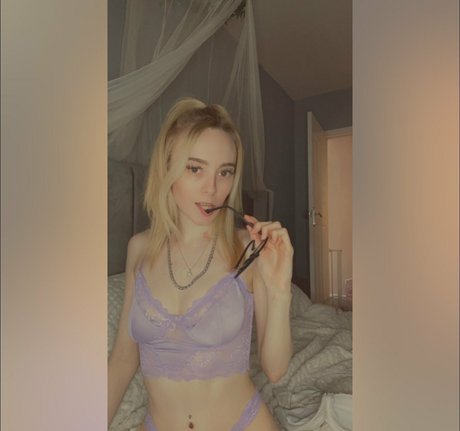 courtneyriverss nudes star photos