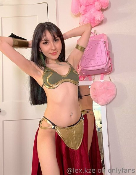 skinny shemale onlyfans nudes pic