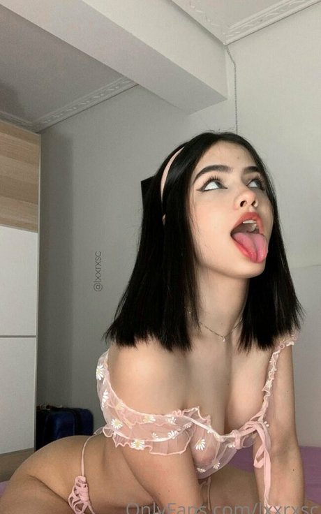 Lxxrxsc star nudes galleries