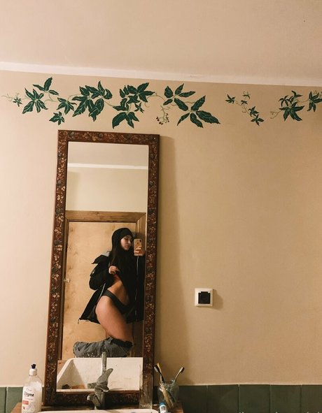 Jungle Girl porn actress image