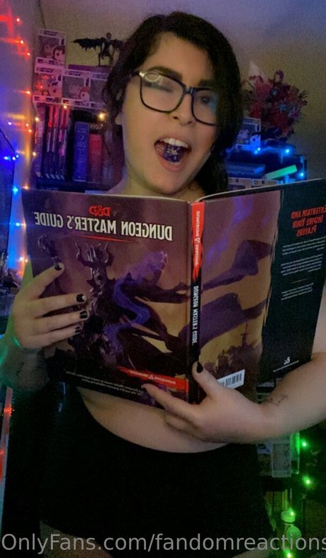 FandomReactions hd model galleries