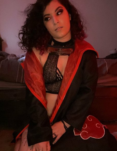 FandomReactions xxx actress pics