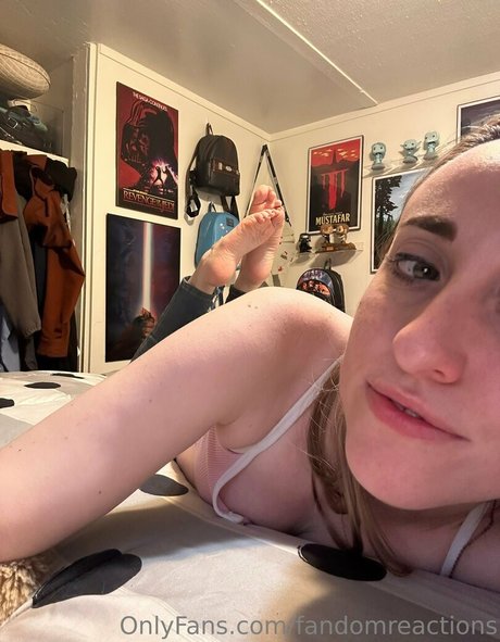 FandomReactions star hd photo