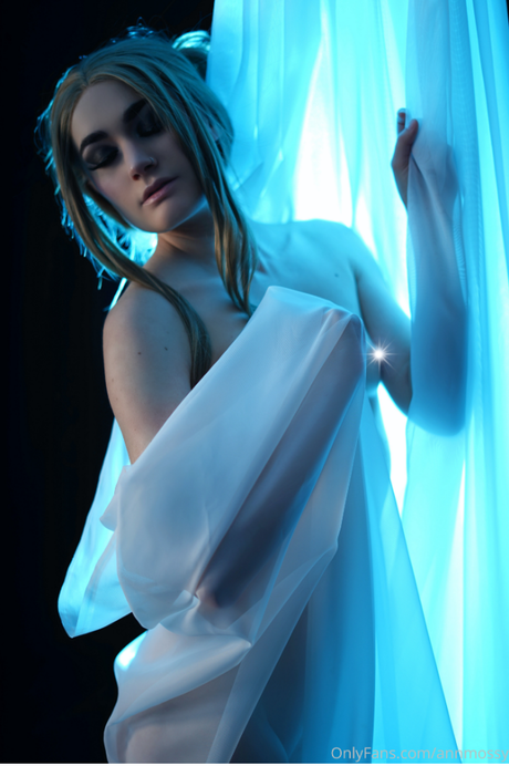 annmossy model adult pic