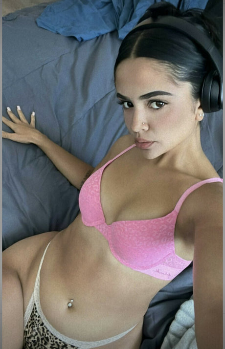 ivyroz Quick model image