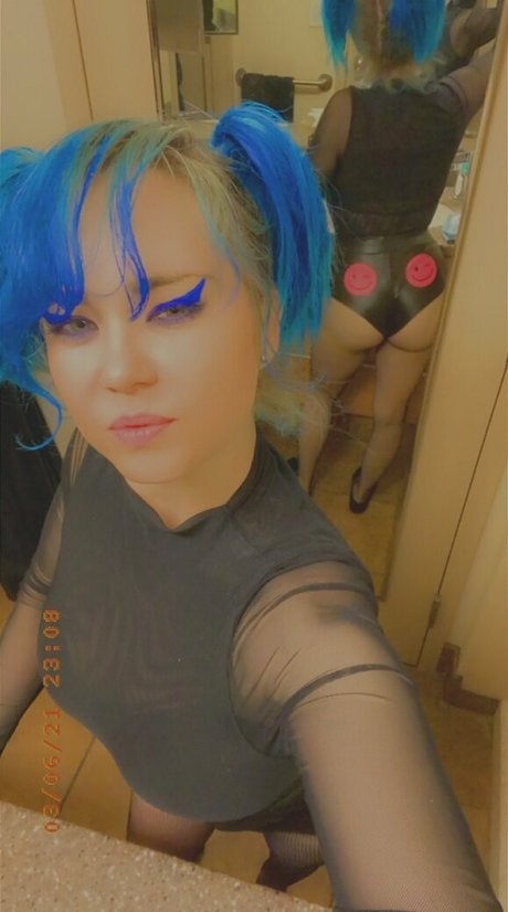 TheBlueHexxx hd model pic