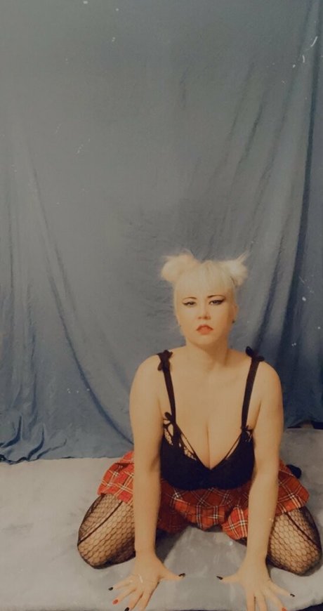 TheBlueHexxx beautiful actress photos