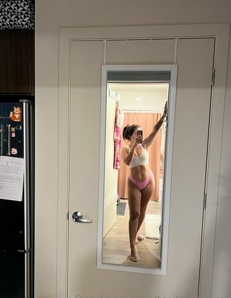 female fitness onlyfans nice pics