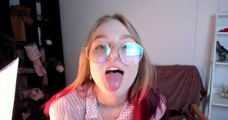 Lana Delmar pretty model gallery