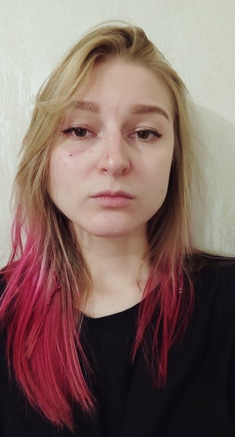 Lana Delmar hot star img