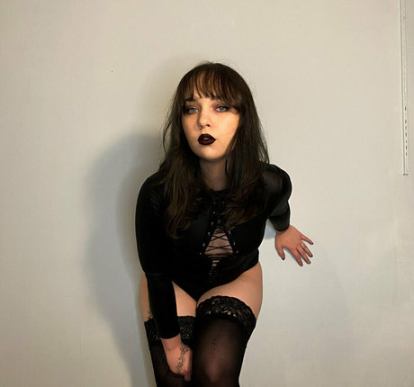 Dutchess Dementia pornstar art pics