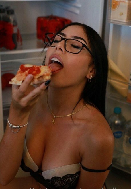 Yeral Gallego pornstar beautiful photo