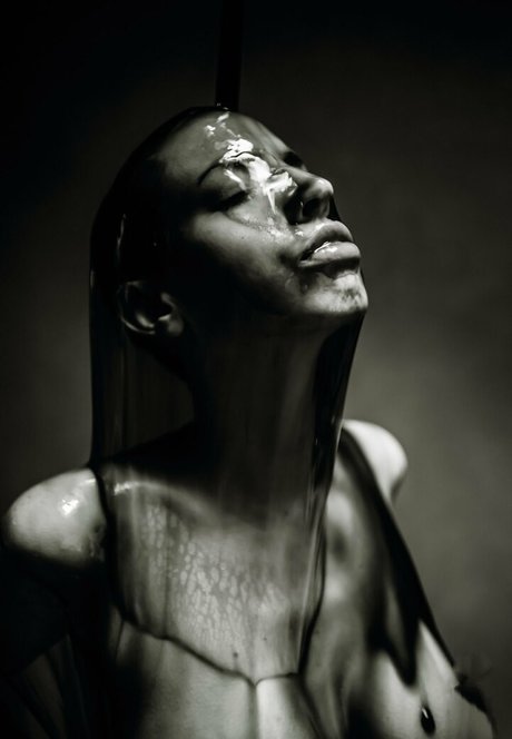 Kat Malone naked model photo