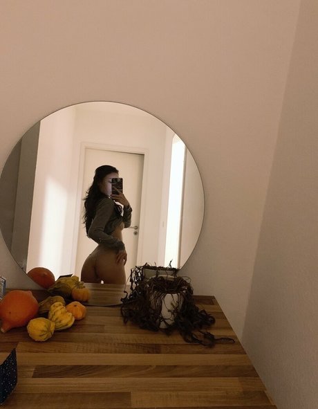 AlyssaJelly sexy star img