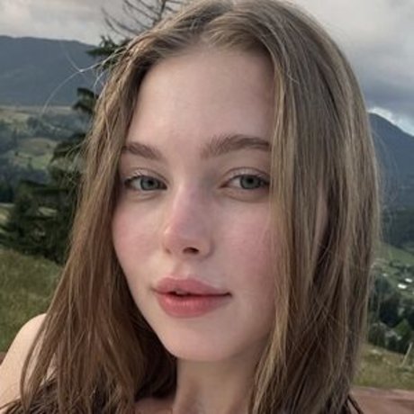 your fauna model sexy gallery