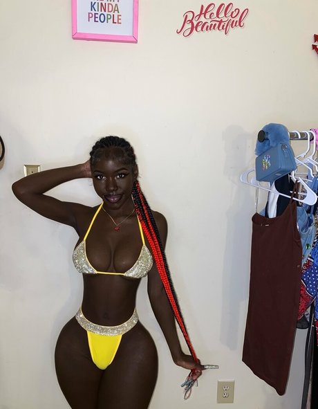 Lazelle Doll pornstar nudes pictures