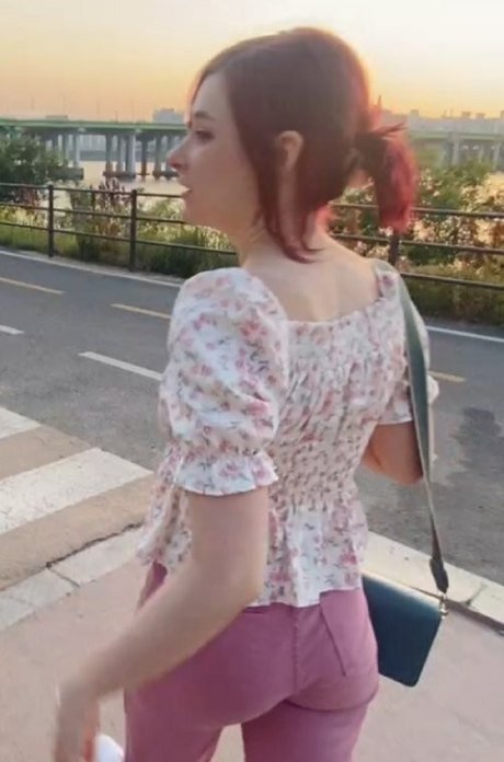 YuliCxlibri naked actress pics