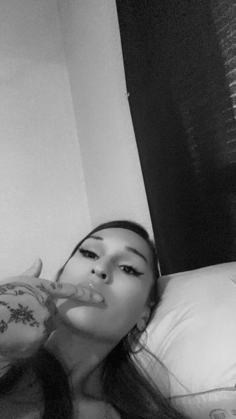 Tiffany Botello model pornographic image