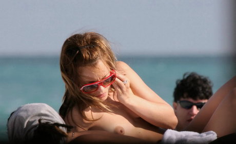 Mena Suvari nude star photos