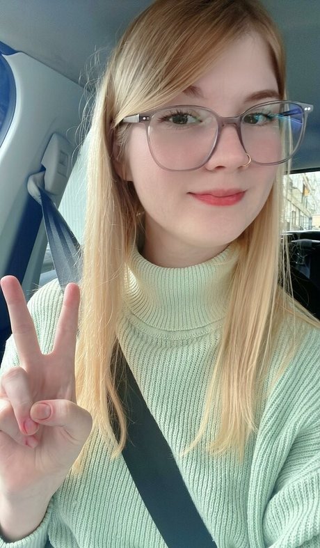 ellenius pornstar img