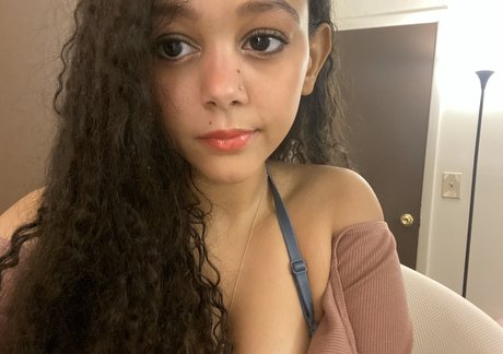 ASMR Aspen pornstar pretty pictures