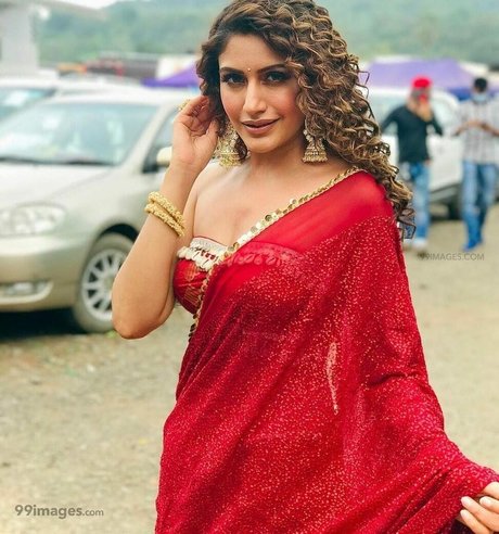 Surbhi Chandna star xxx picture