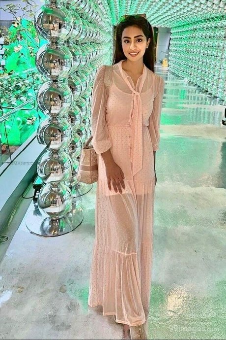 Musskan Sethi nice model pics